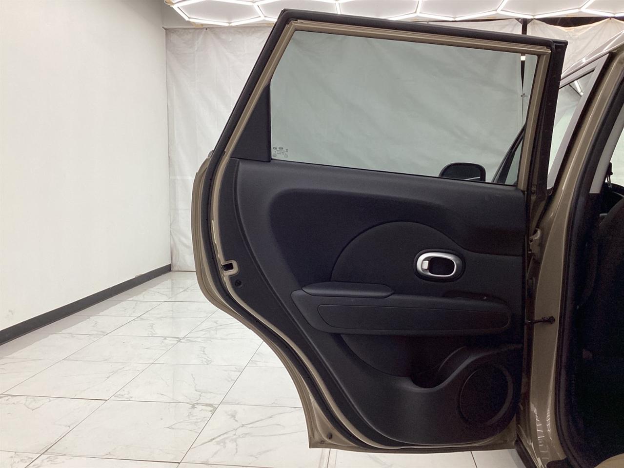 Kia Soul 5dr Wgn Auto + 2015