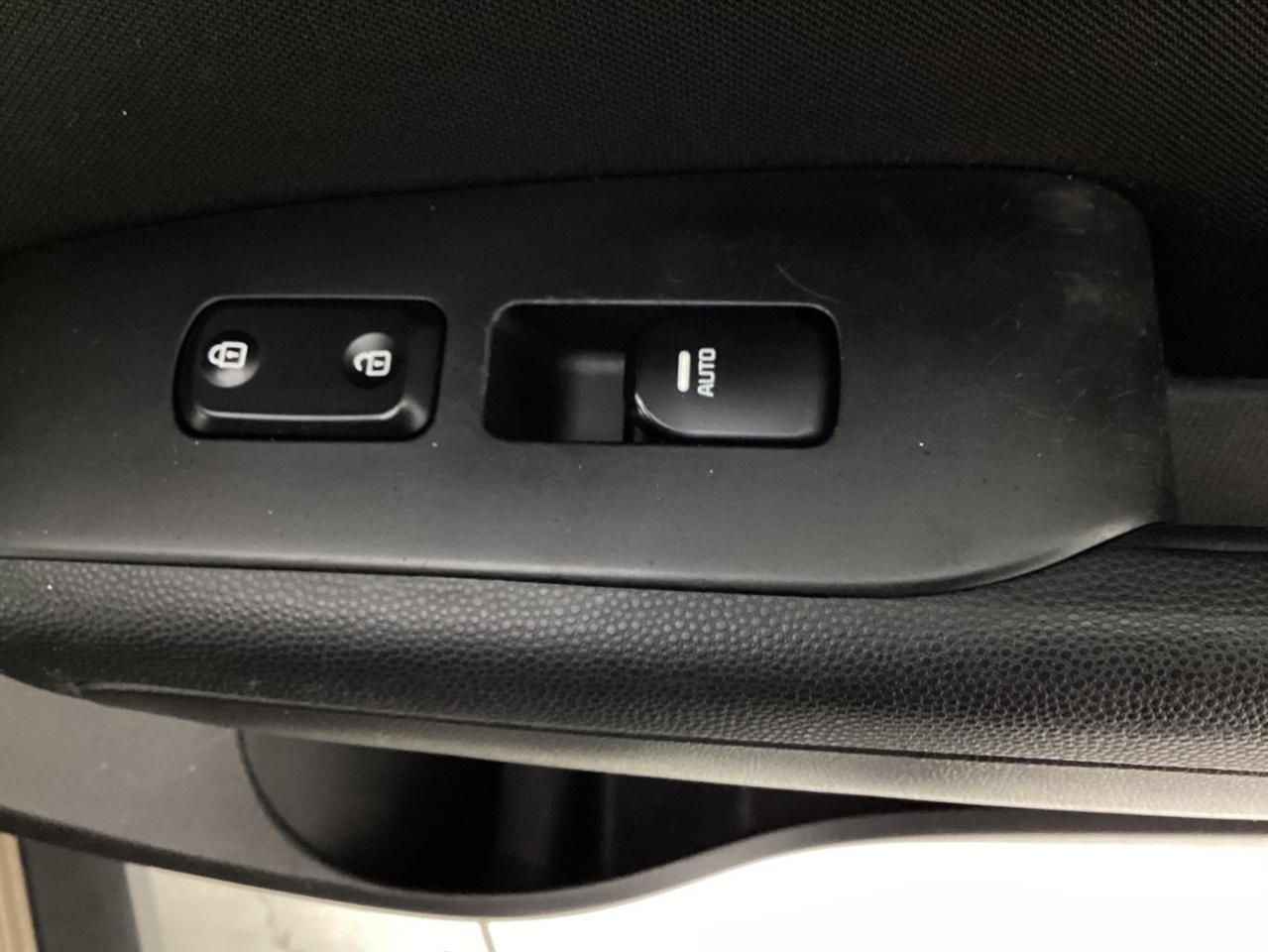 Kia Soul 5dr Wgn Auto + 2015