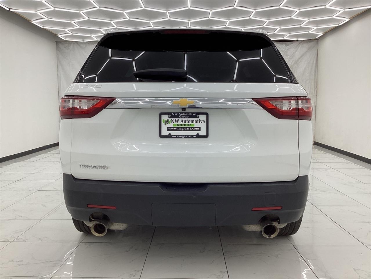 Chevrolet Traverse FWD 4dr LS w/1LS 2018