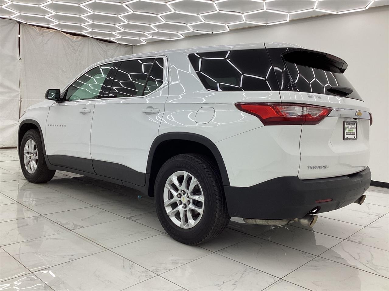 Chevrolet Traverse FWD 4dr LS w/1LS 2018
