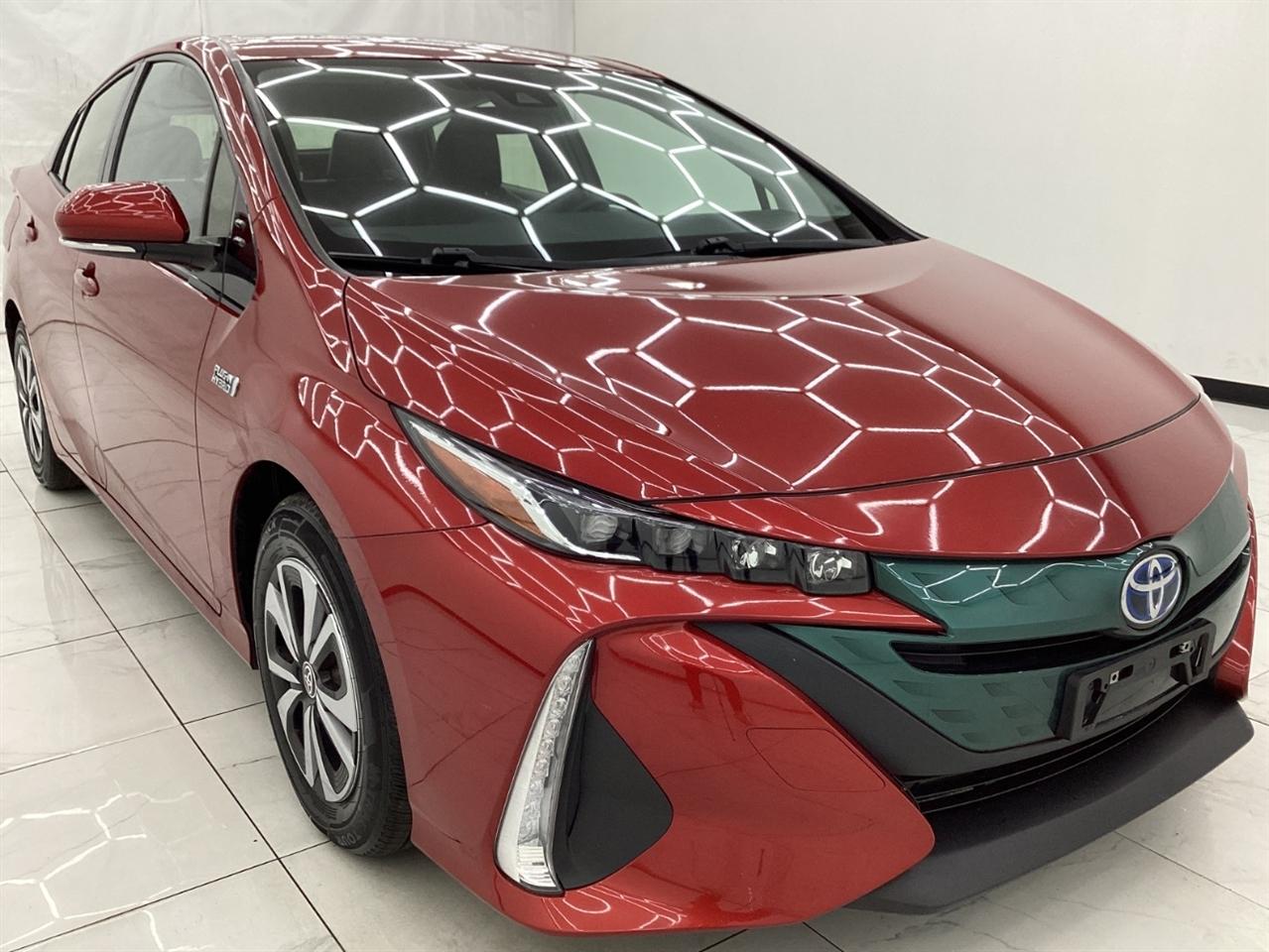 Toyota Prius Prime Advanced (Natl) 2017