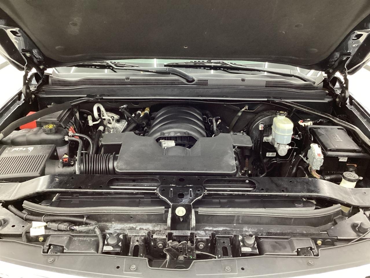 Chevrolet Tahoe 4WD 4dr LT 2020