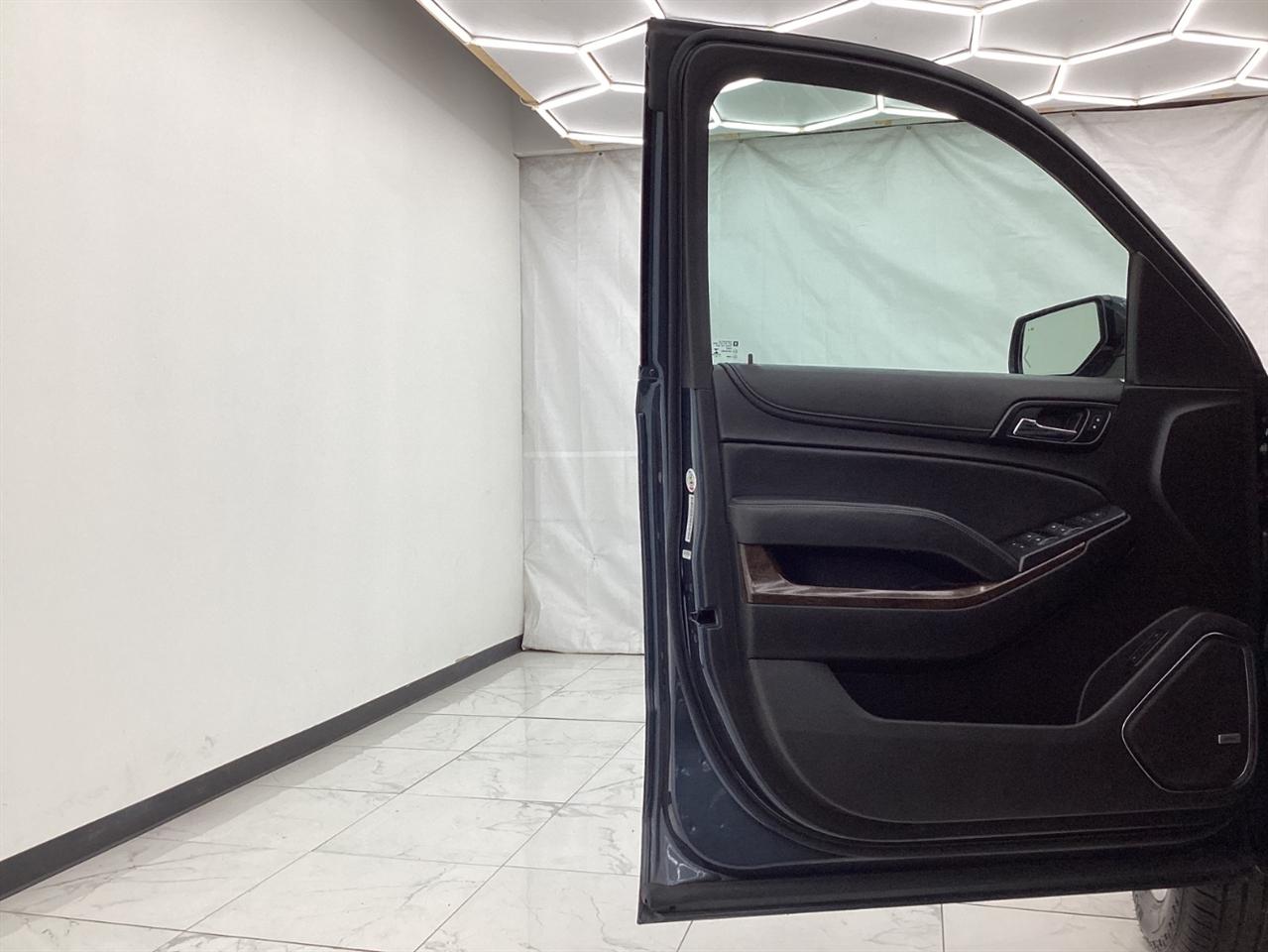 Chevrolet Tahoe 4WD 4dr LT 2020