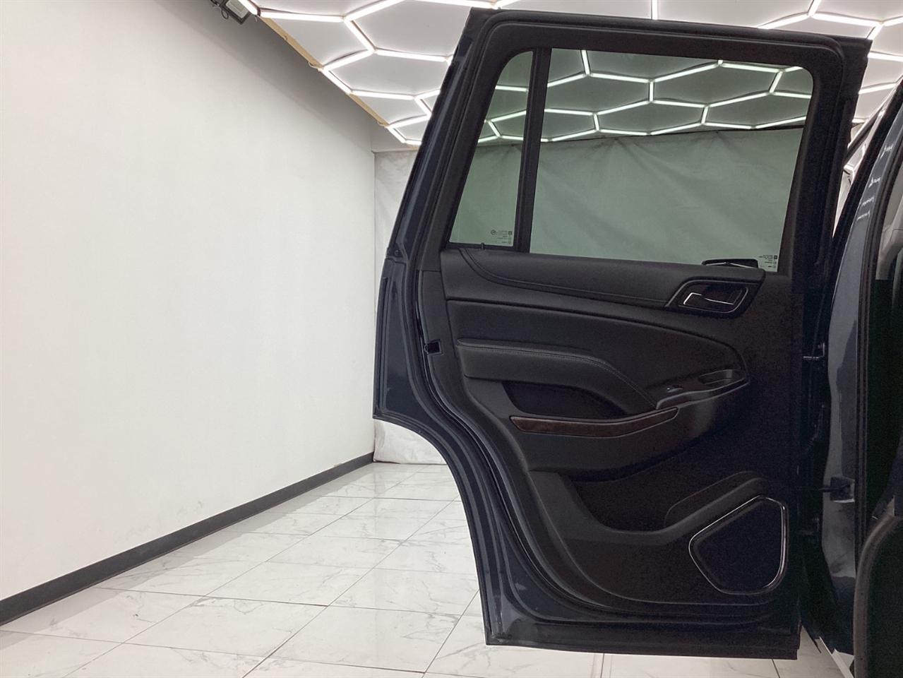 Chevrolet Tahoe 4WD 4dr LT 2020