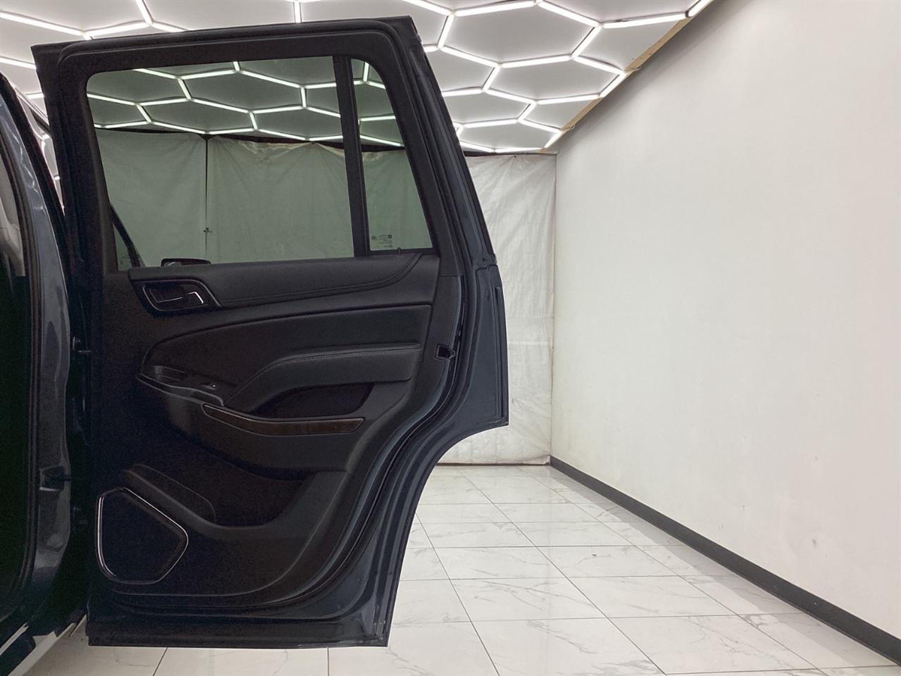 Chevrolet Tahoe 4WD 4dr LT 2020