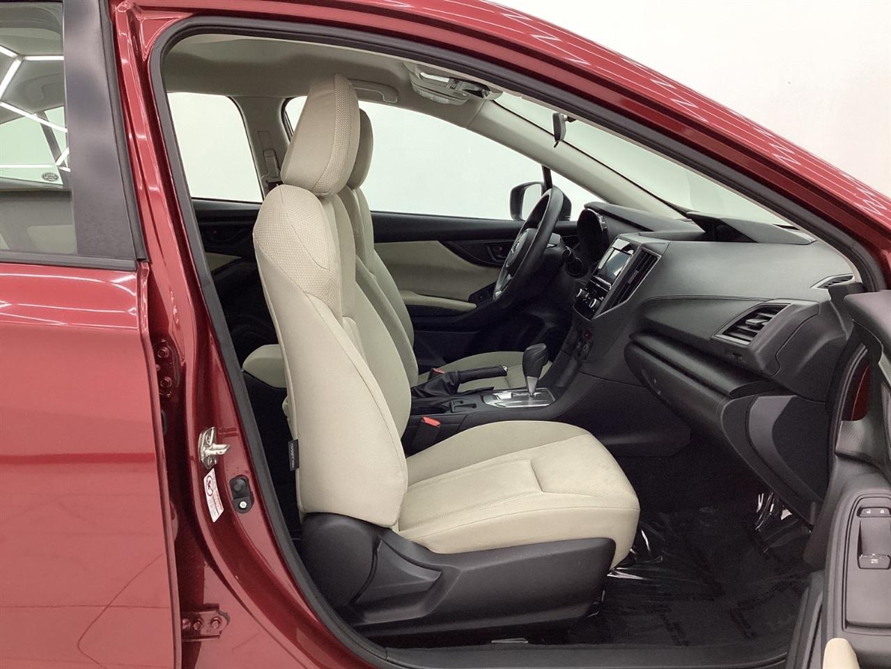 Subaru Impreza 2.0i 4-door CVT 2017