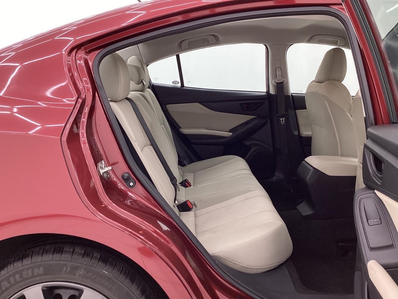 Subaru Impreza 2.0i 4-door CVT 2017