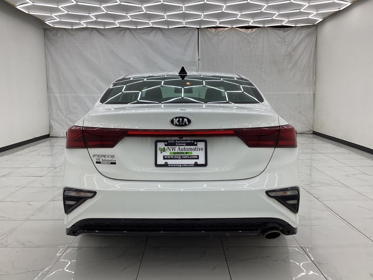 Kia Forte LXS IVT 2019