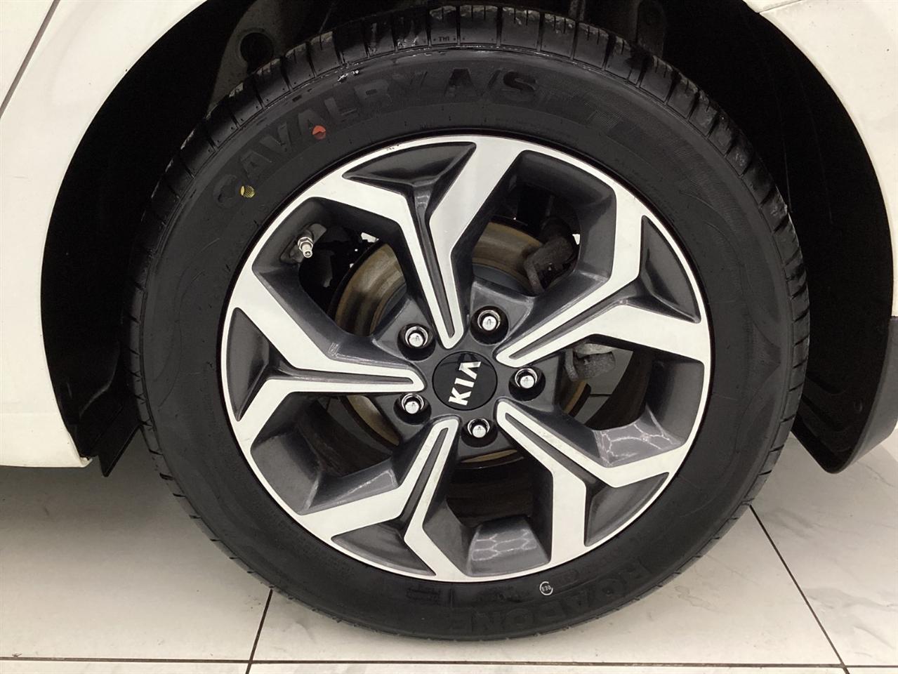 Kia Forte LXS IVT 2019