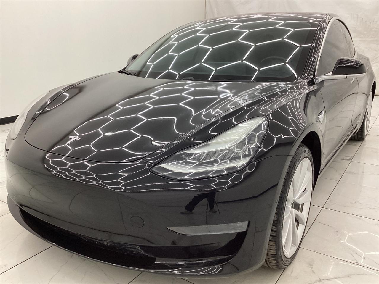 Tesla Model 3 Mid Range Battery RWD 2018