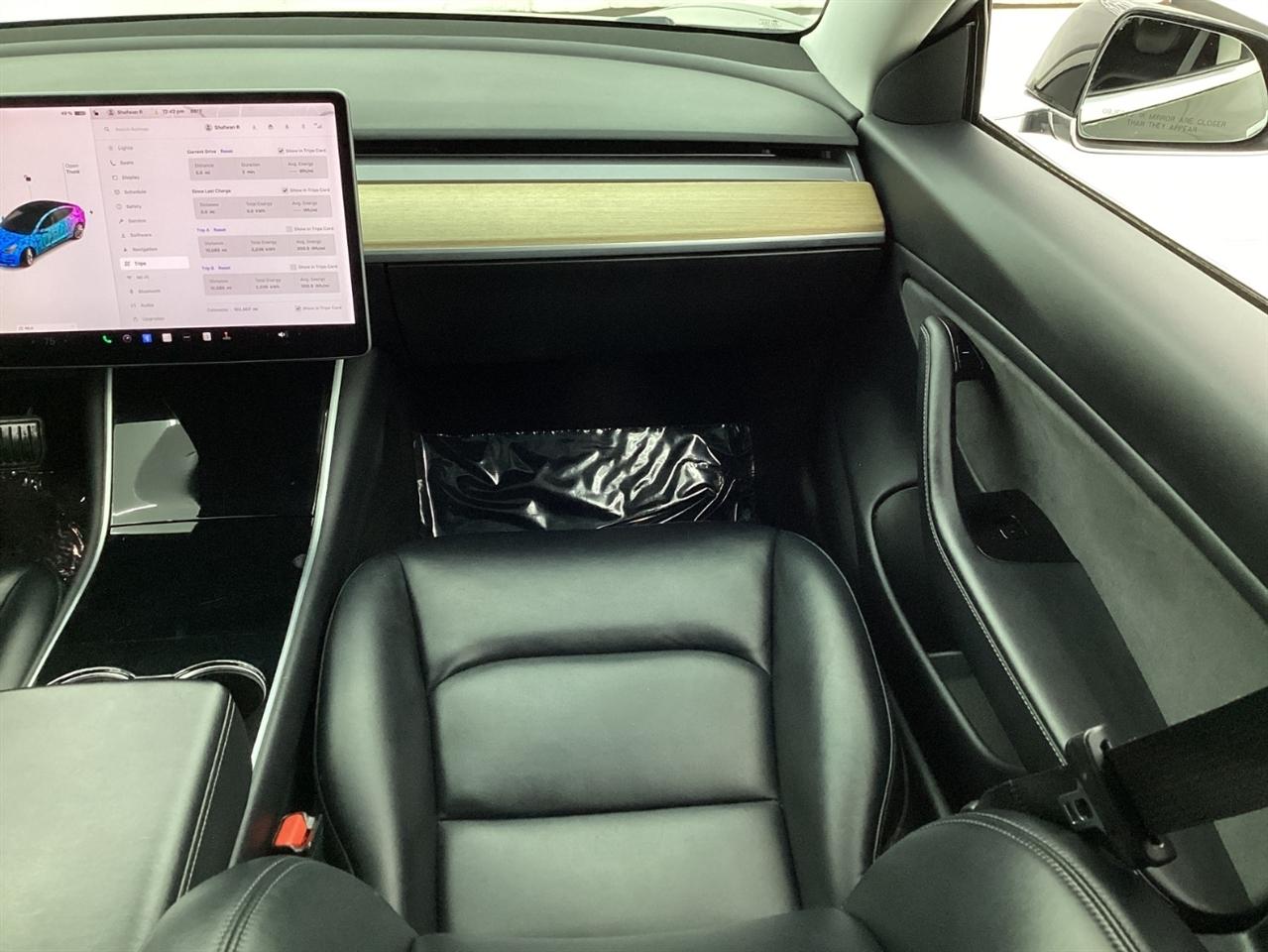 Tesla Model 3 Mid Range Battery RWD 2018
