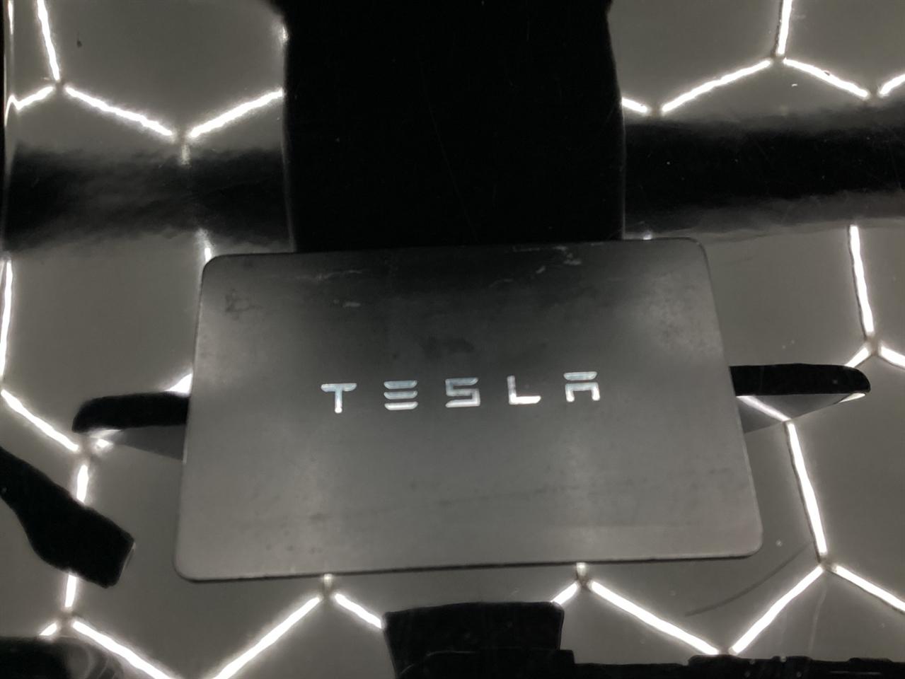 Tesla Model 3 Mid Range Battery RWD 2018