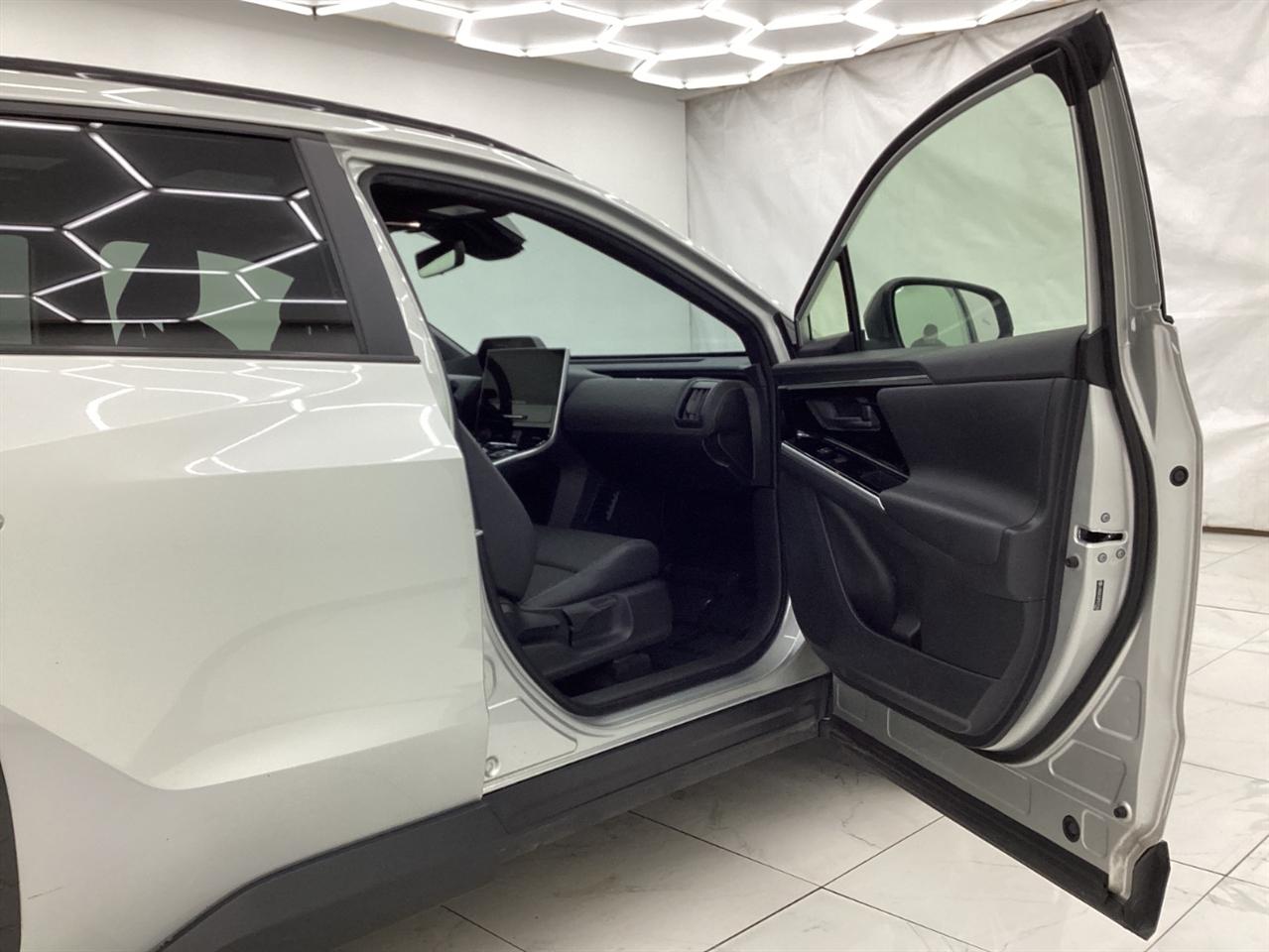 Toyota BZ4X Limited AWD (Natl) 2023