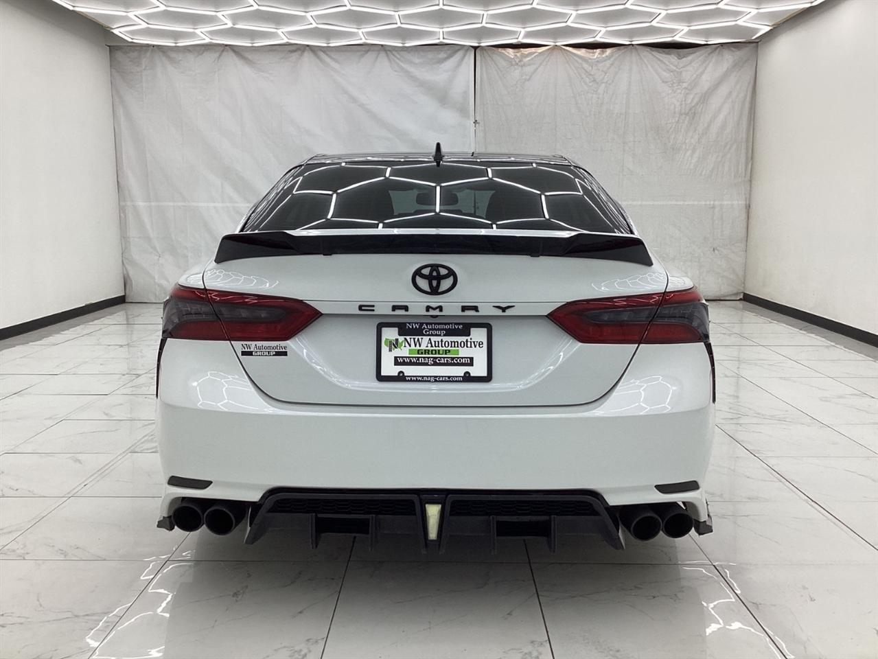 Toyota Camry XSE Auto AWD (Natl) 2022