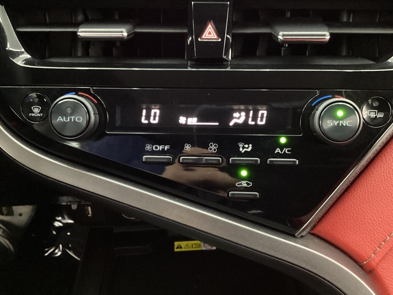 Toyota Camry XSE Auto AWD (Natl) 2022