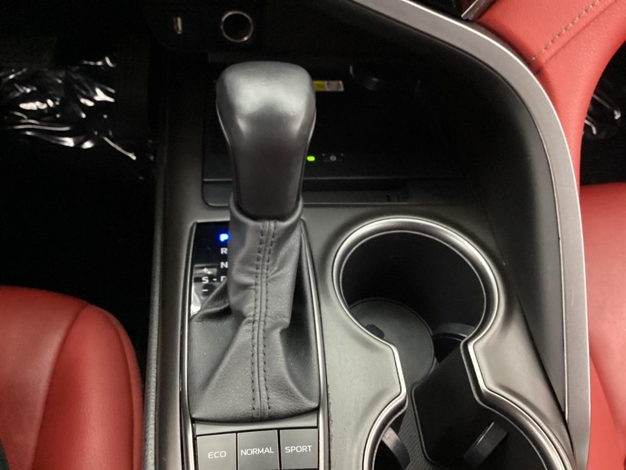 Toyota Camry XSE Auto AWD (Natl) 2022