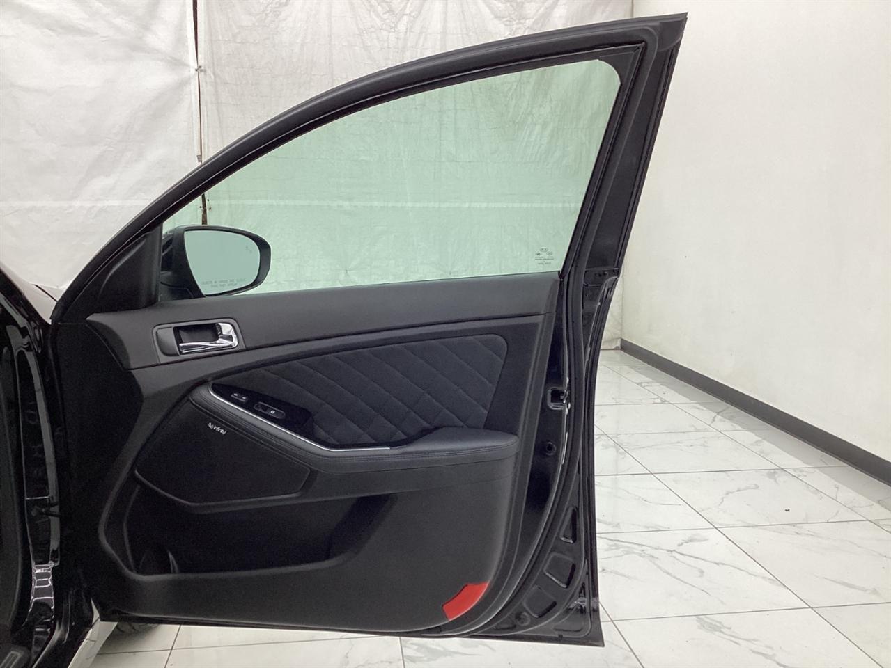 Kia Optima 4dr Sdn SXL Turbo 2015
