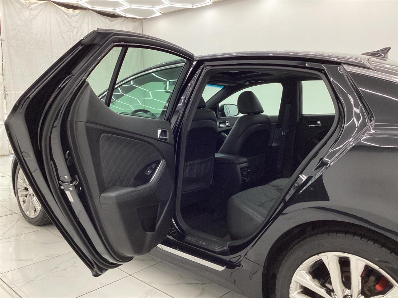 Kia Optima 4dr Sdn SXL Turbo 2015