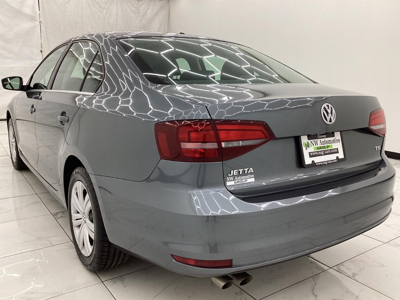 Volkswagen Jetta 1.4T S Manual 2017