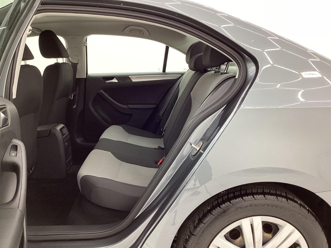 Volkswagen Jetta 1.4T S Manual 2017