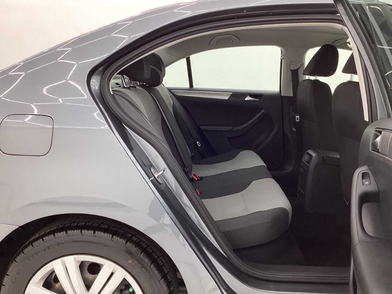 Volkswagen Jetta 1.4T S Manual 2017