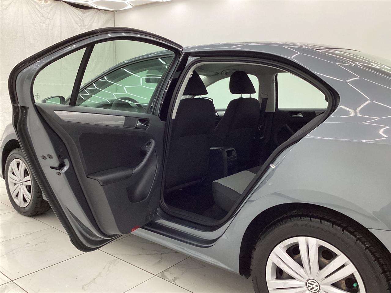 Volkswagen Jetta 1.4T S Manual 2017