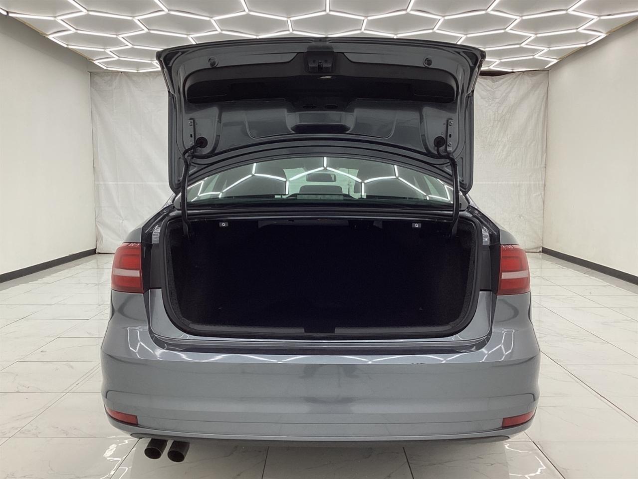 Volkswagen Jetta 1.4T S Manual 2017