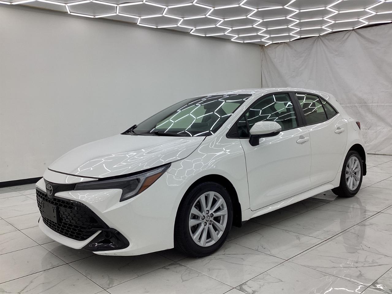 Toyota Corolla Hatchback SE CVT (Natl) 2023