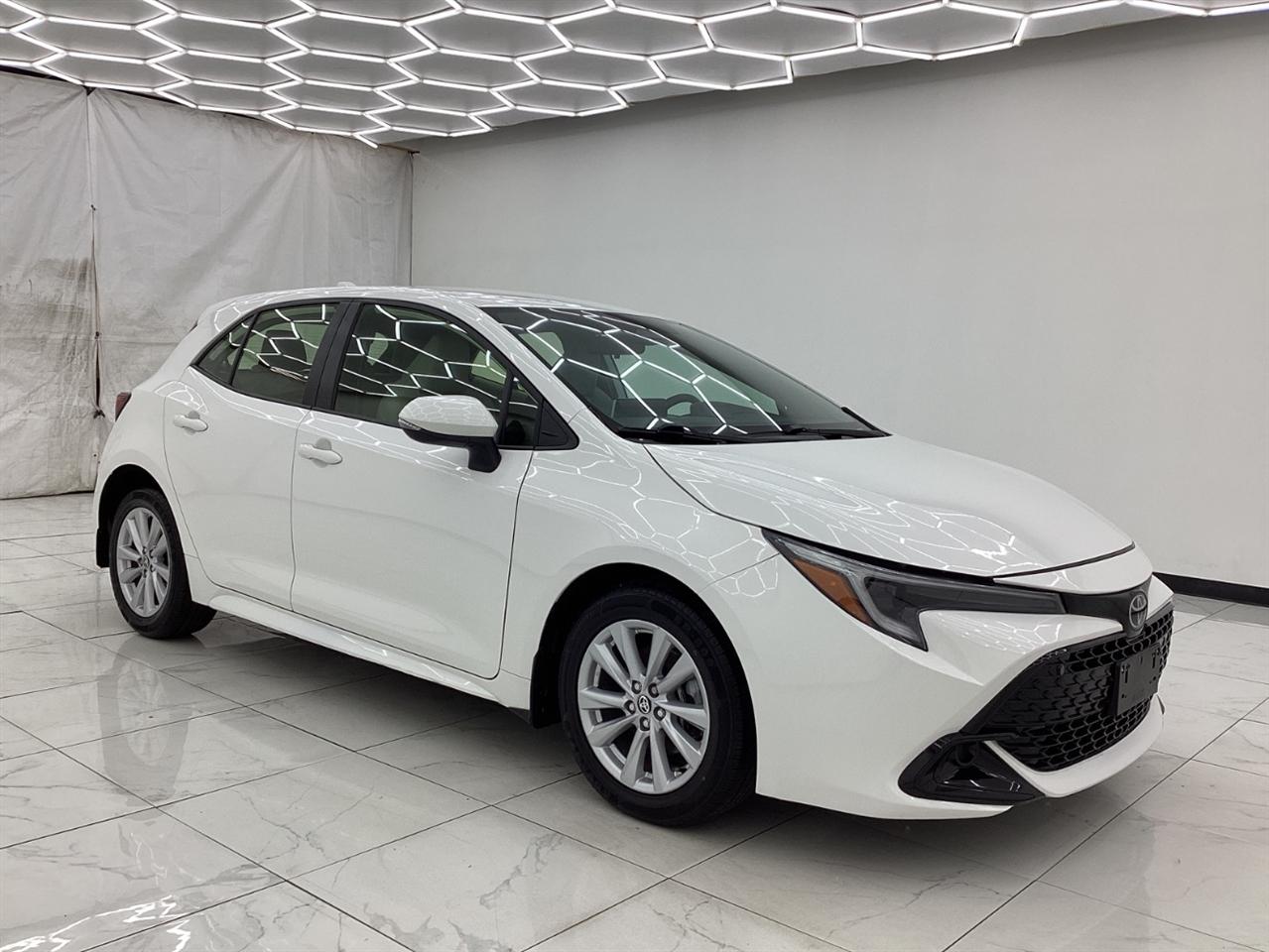 Toyota Corolla Hatchback SE CVT (Natl) 2023