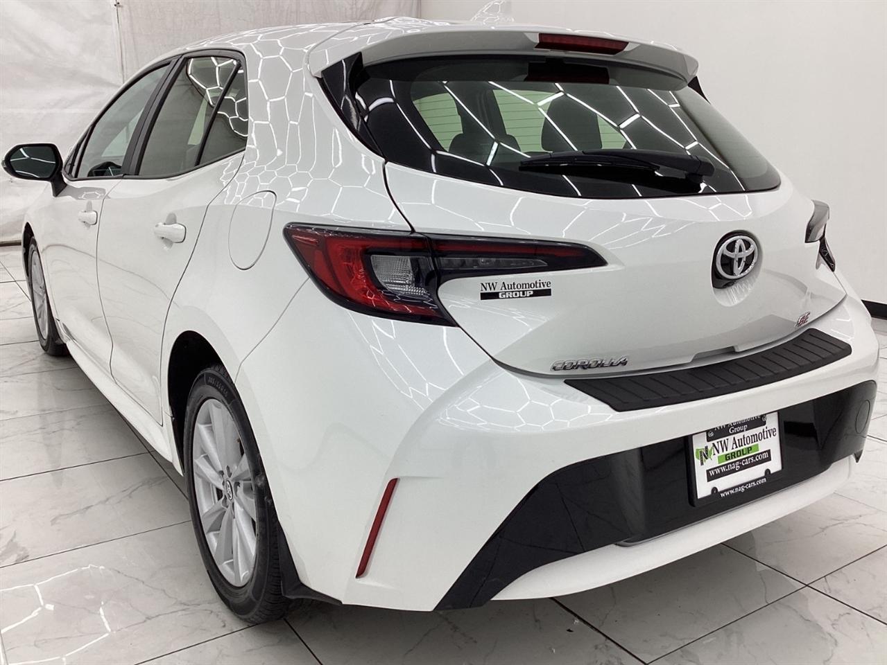 Toyota Corolla Hatchback SE CVT (Natl) 2023