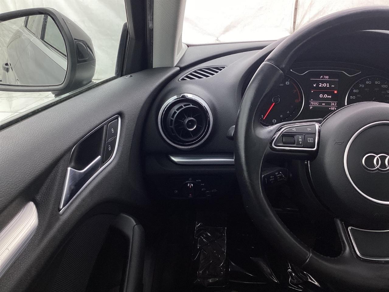 Audi A3 4dr Sdn quattro 2.0T Premium Plus 2015