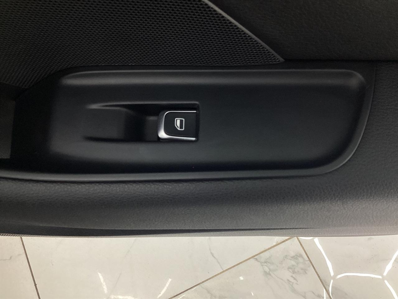 Audi A3 4dr Sdn quattro 2.0T Premium Plus 2015