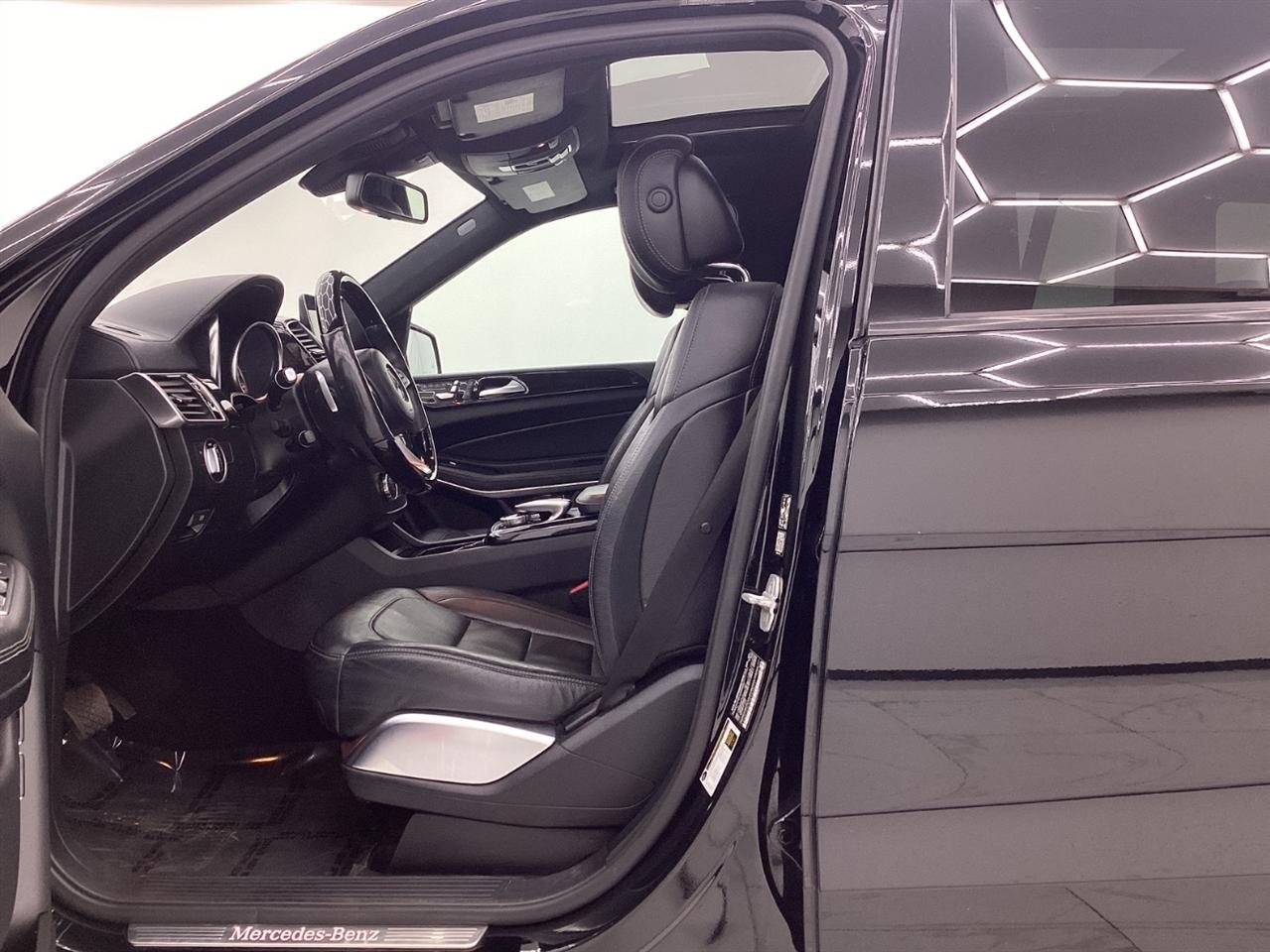 Mercedes-Benz GLS GLS 550 4MATIC SUV 2017