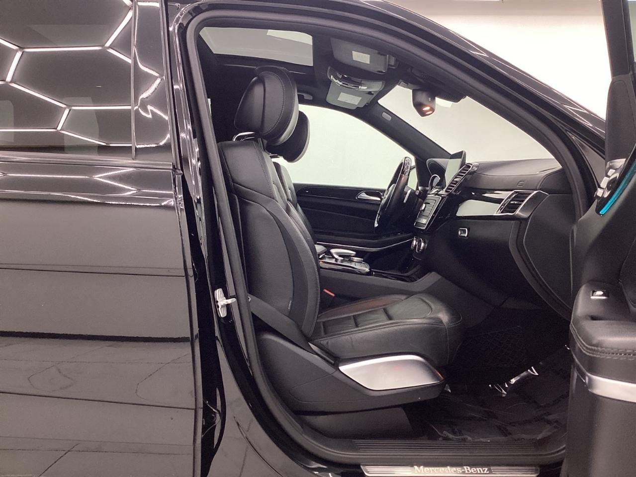Mercedes-Benz GLS GLS 550 4MATIC SUV 2017
