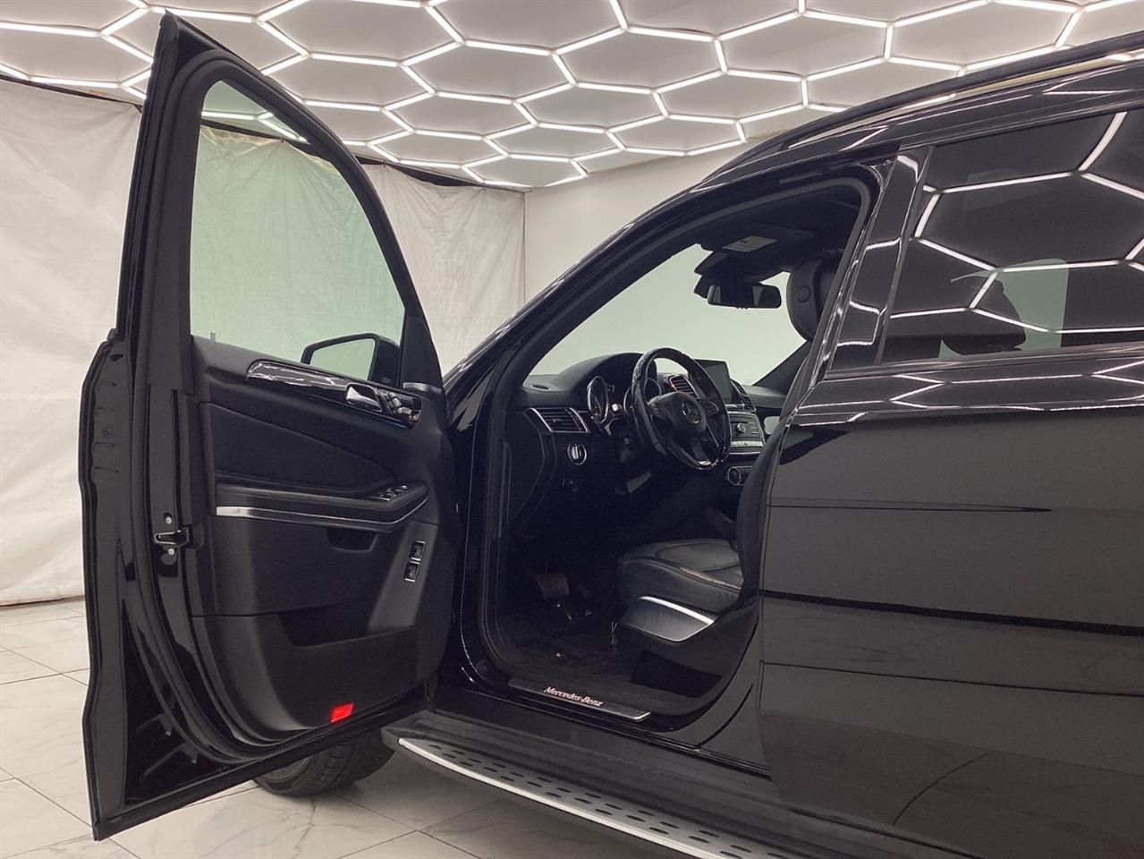 Mercedes-Benz GLS GLS 550 4MATIC SUV 2017