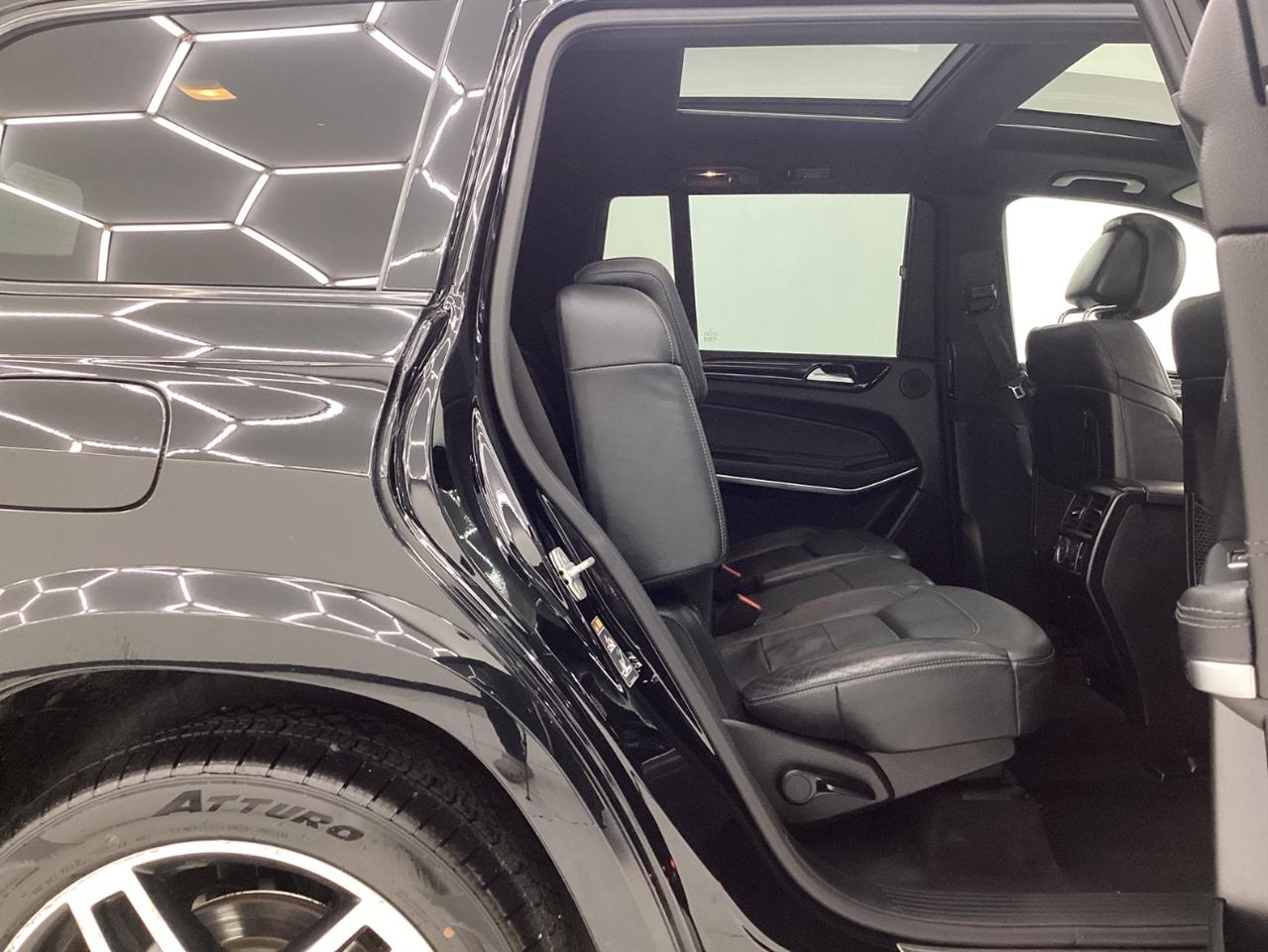 Mercedes-Benz GLS GLS 550 4MATIC SUV 2017