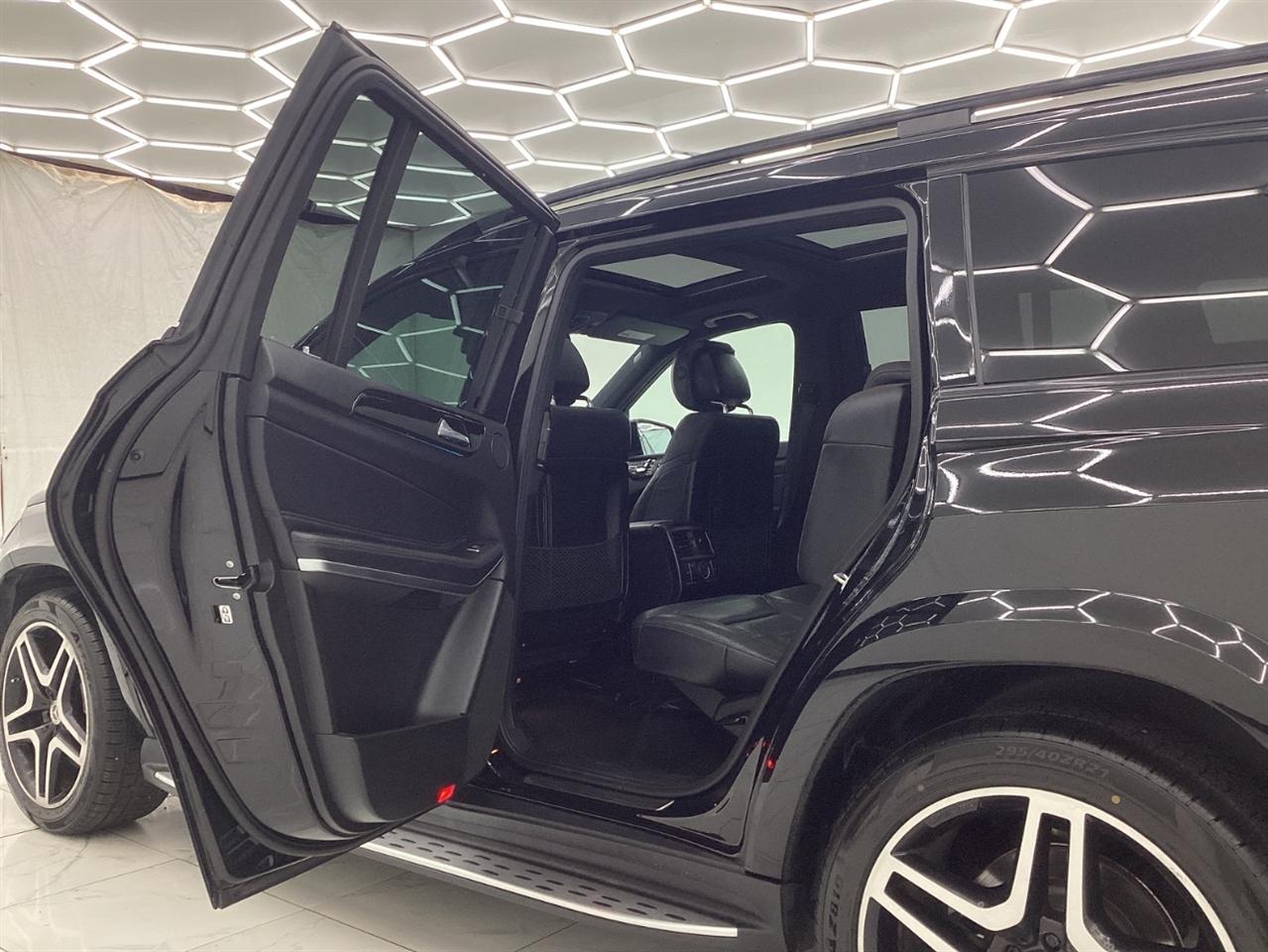 Mercedes-Benz GLS GLS 550 4MATIC SUV 2017