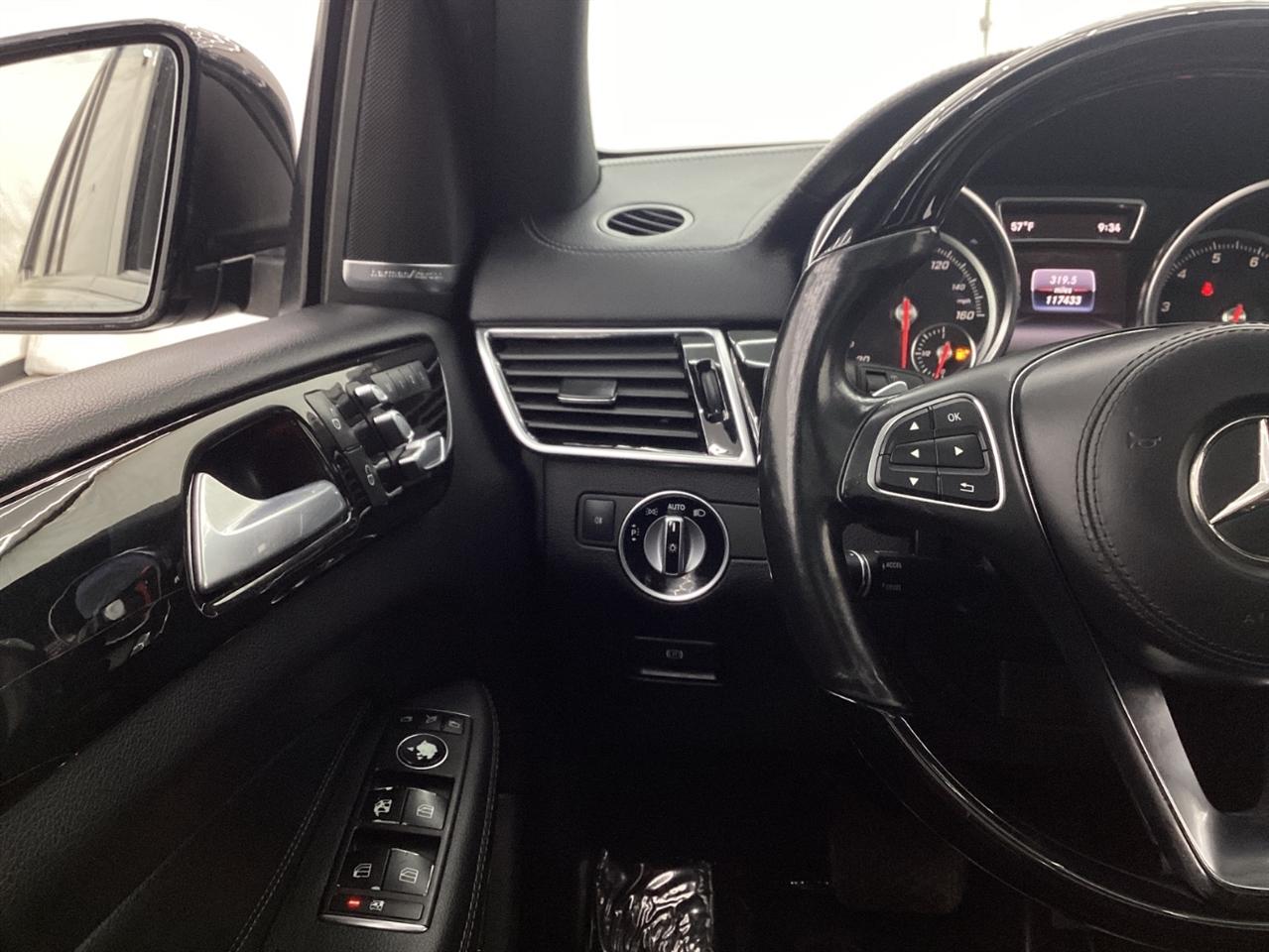 Mercedes-Benz GLS GLS 550 4MATIC SUV 2017