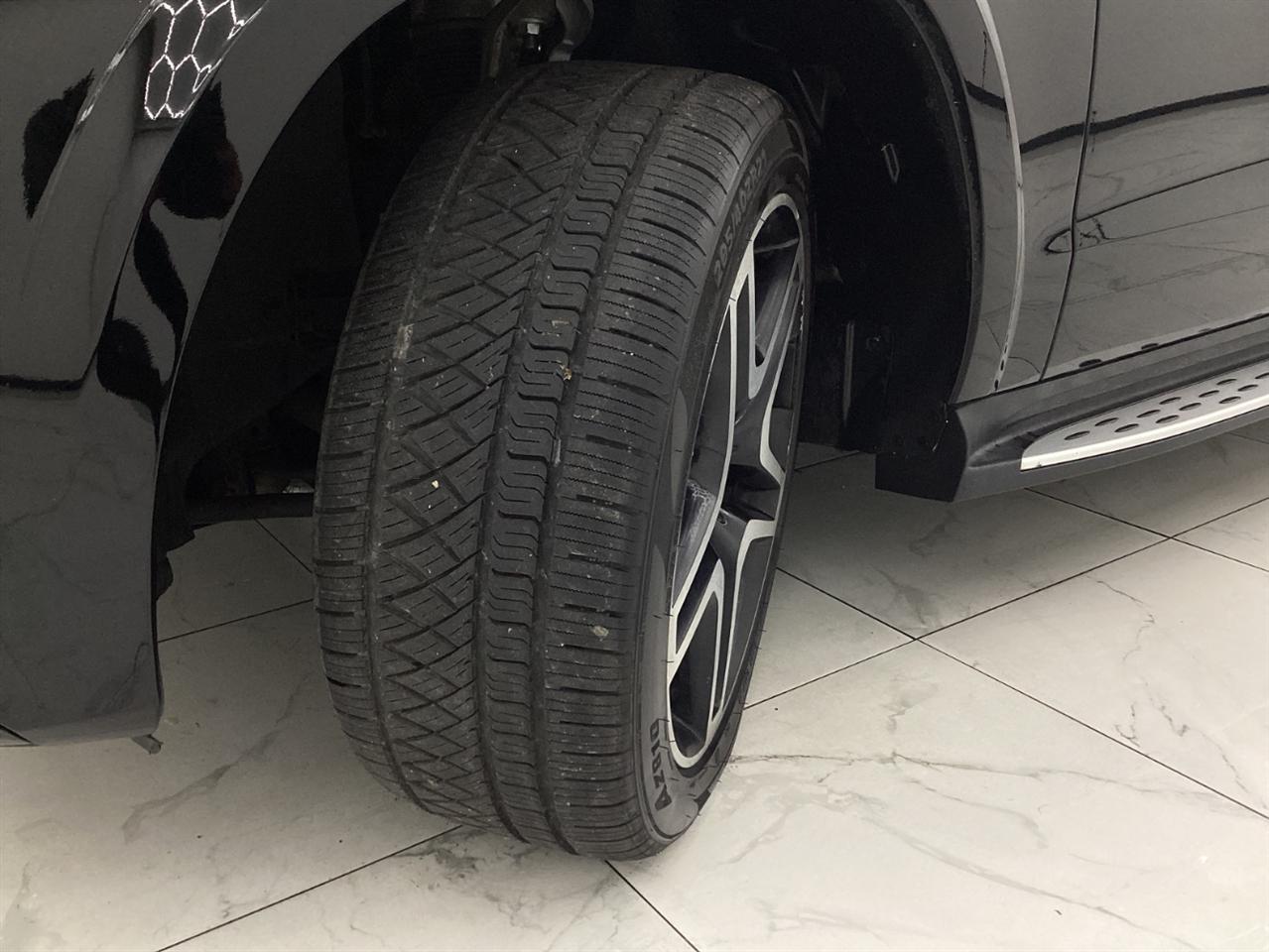 Mercedes-Benz GLS GLS 550 4MATIC SUV 2017