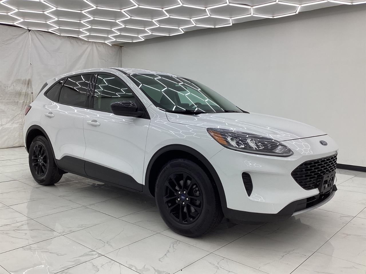 Ford Escape SE Sport Hybrid AWD 2020