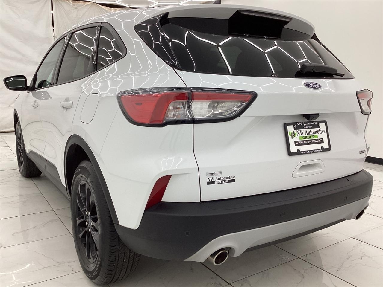 Ford Escape SE Sport Hybrid AWD 2020