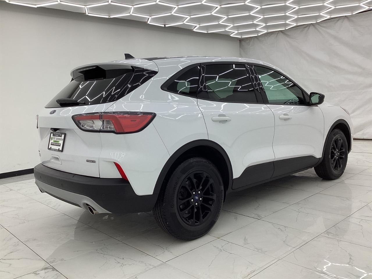 Ford Escape SE Sport Hybrid AWD 2020