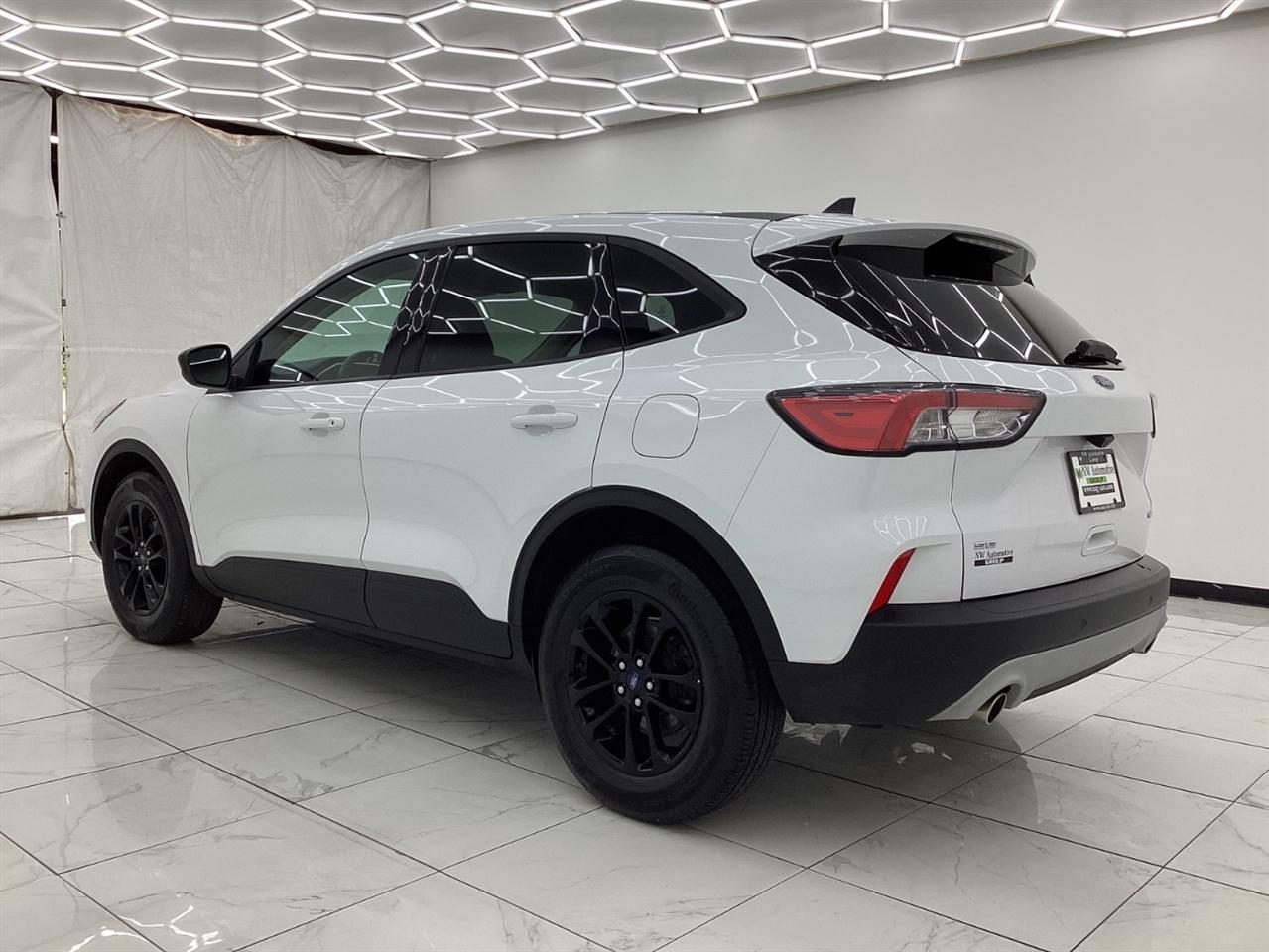 Ford Escape SE Sport Hybrid AWD 2020