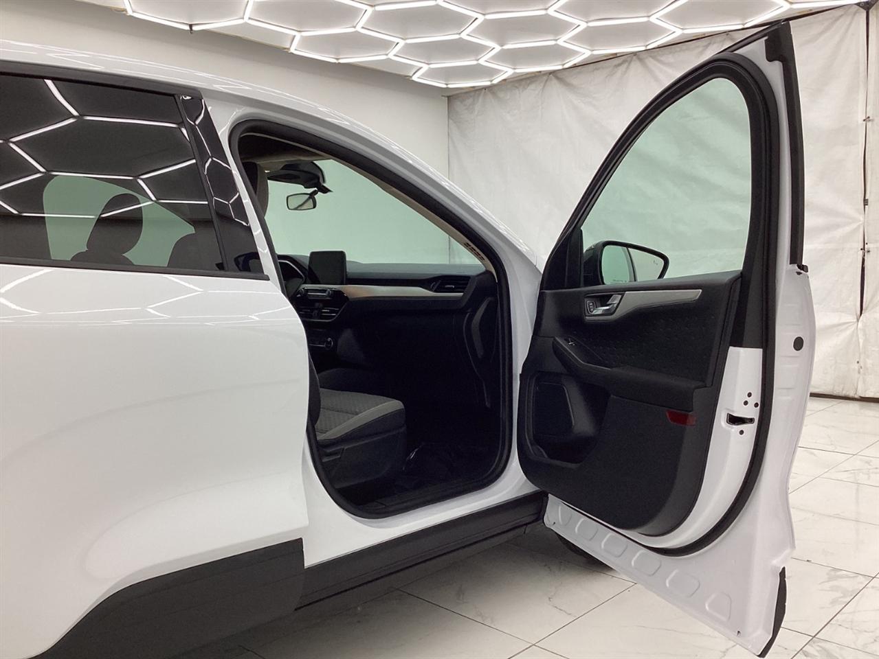 Ford Escape SE Sport Hybrid AWD 2020