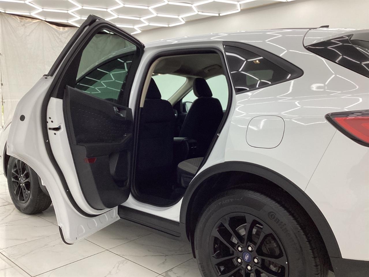 Ford Escape SE Sport Hybrid AWD 2020