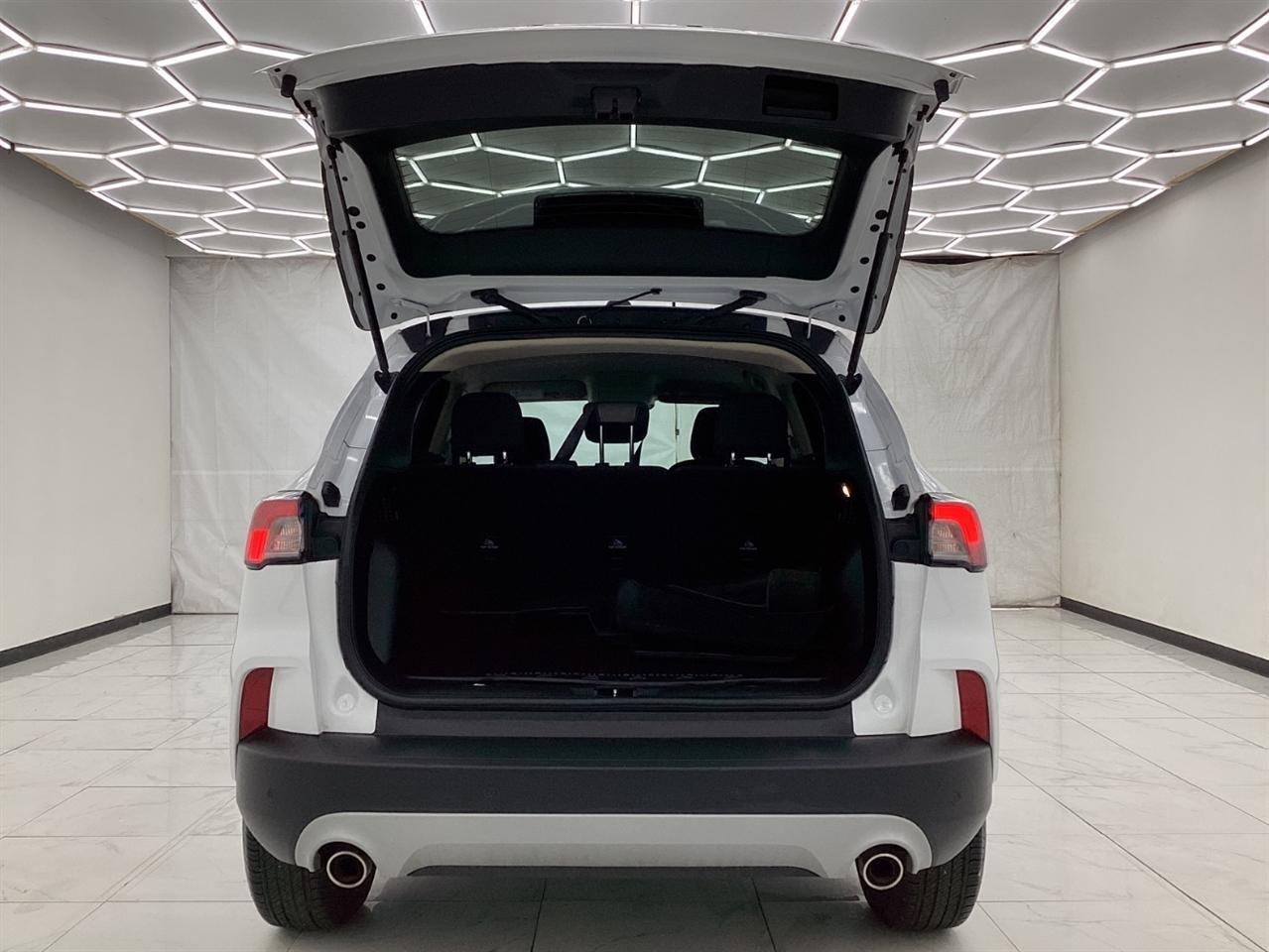Ford Escape SE Sport Hybrid AWD 2020