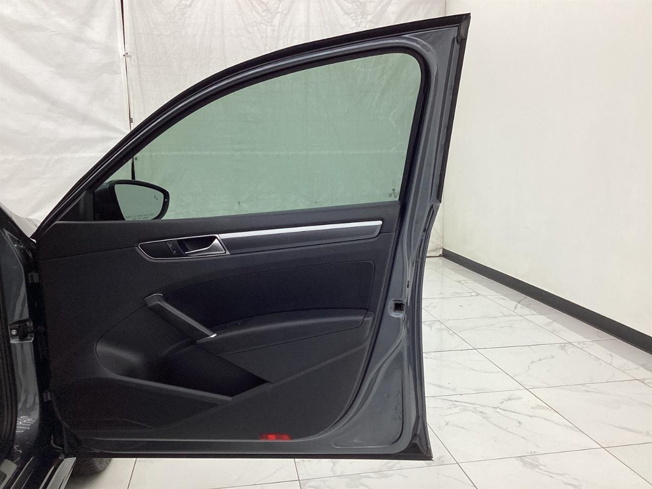 Volkswagen Passat 2.0T S Auto 2018