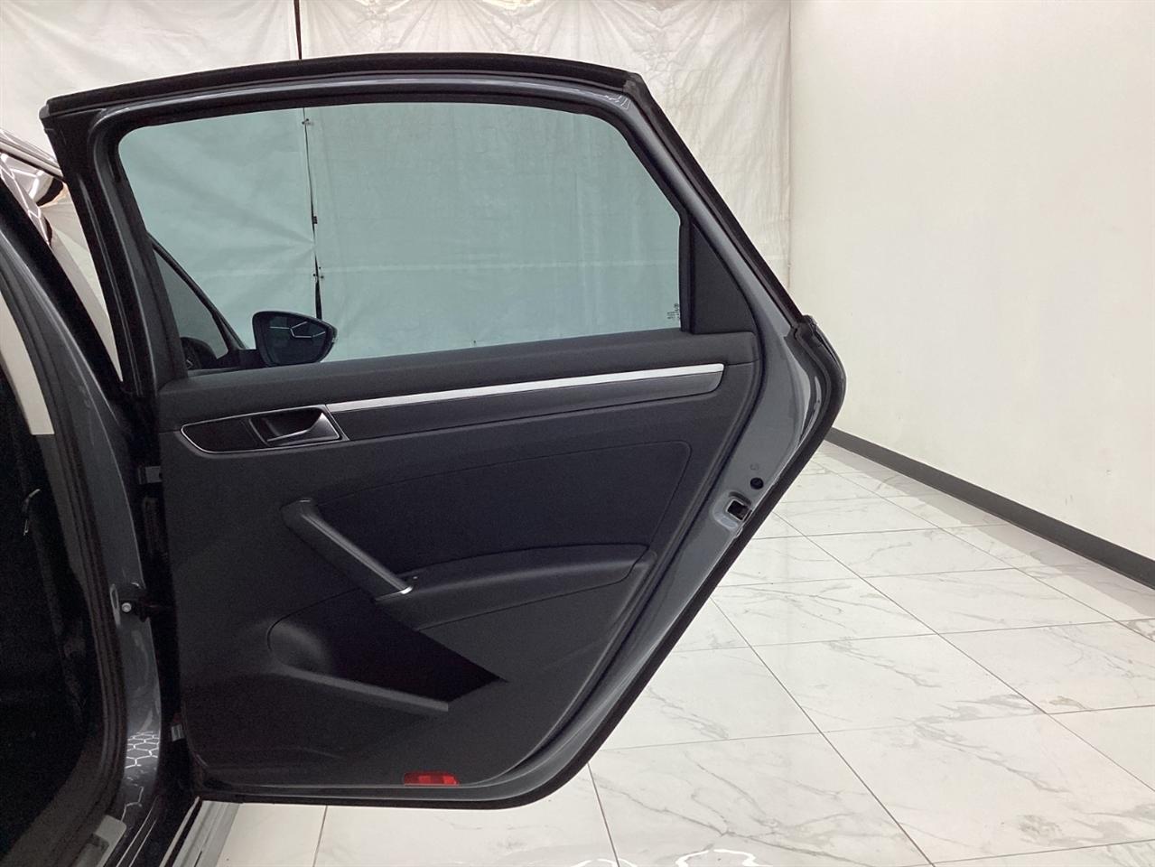 Volkswagen Passat 2.0T S Auto 2018