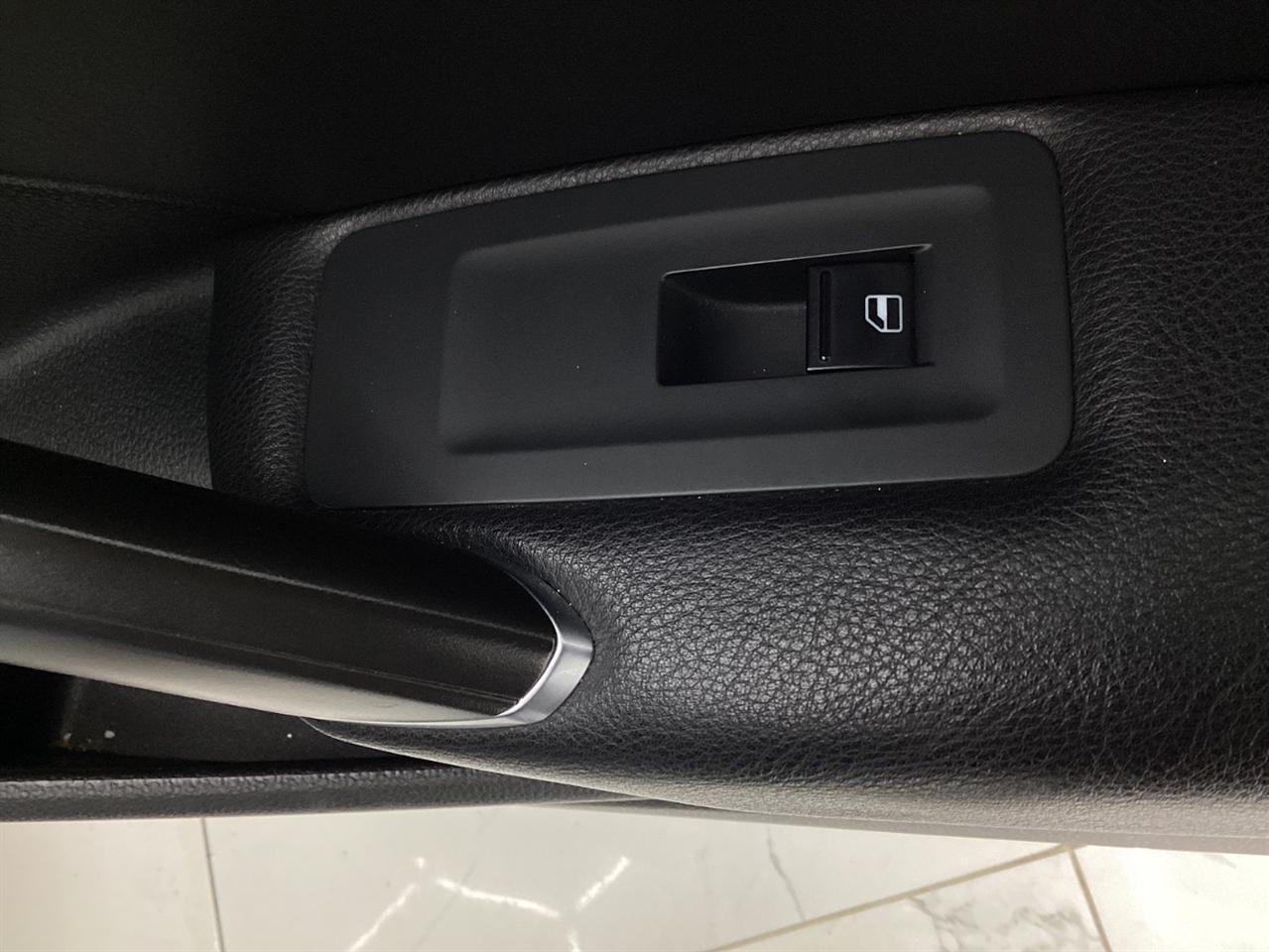 Volkswagen Passat 2.0T S Auto 2018