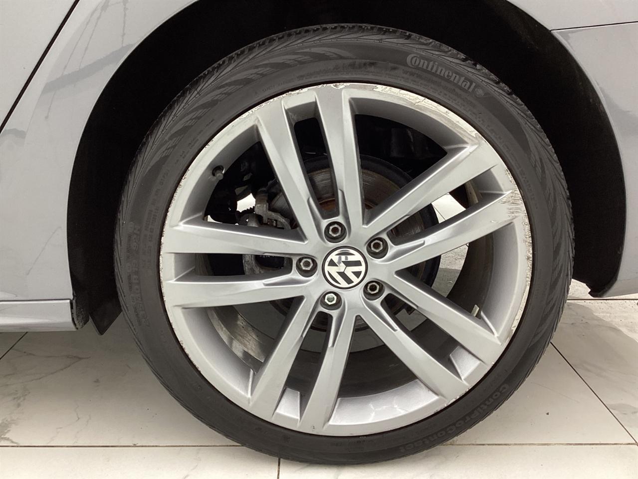 Volkswagen Passat 2.0T S Auto 2018